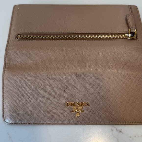 Prada Saffiano leather wallet - Picture 8 of 13